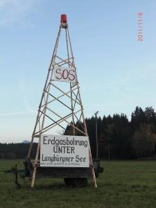 Bürger errichten Protest-Bohrturm am Langbürgner See