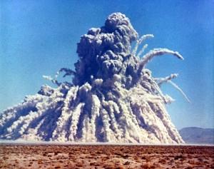 Bergbau mit Atomkraft: Storax Sedan, atomare Sprengung in der Wüste von Nevada, 6. Juli 1962