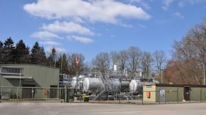 Verpressstelle Wittorf Z1/Grapenmühlen: Hier wurden seit 1995 an die 700.000 m³ Abwässer aus der niedersächsischen Gasproduktion verpresst. (Foto: <a href="http://www.vierlaender.de/uploads/Images/Energie/WittorfZ1_Totale.JPG">vierlaender.de</a>